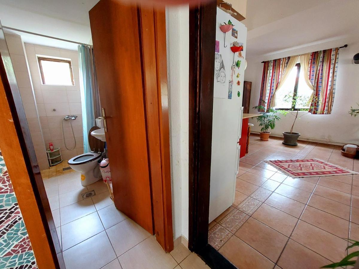 Impeccable Apartment With View In Dolna Matka Skopje Eksteriør billede