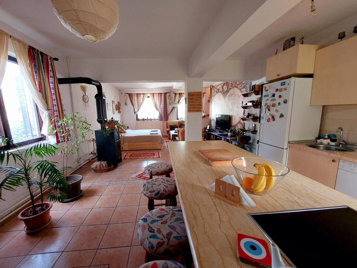 Impeccable Apartment With View In Dolna Matka Skopje Eksteriør billede